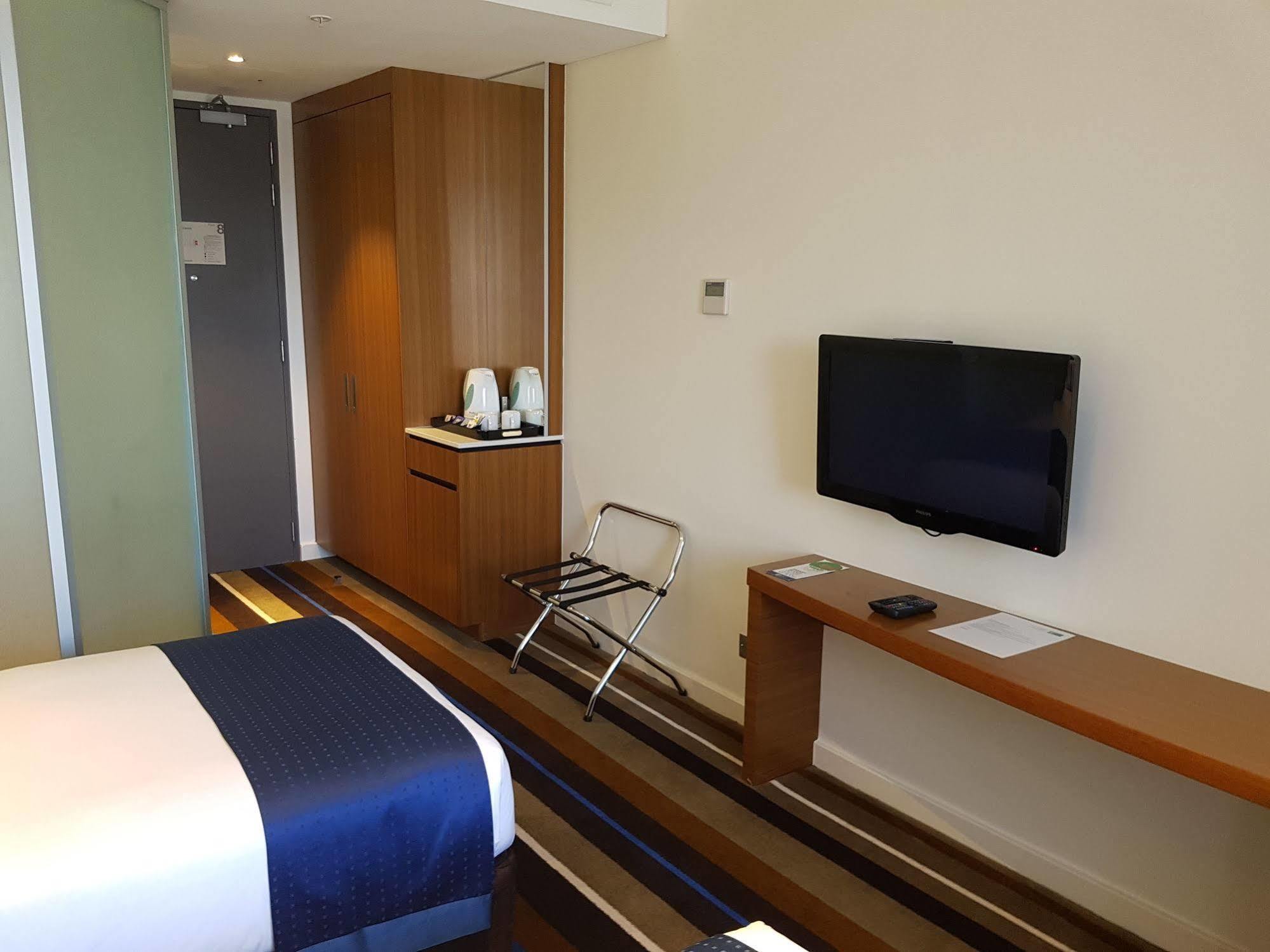 Holiday Inn Express Port Moresby By Ihg Extérieur photo